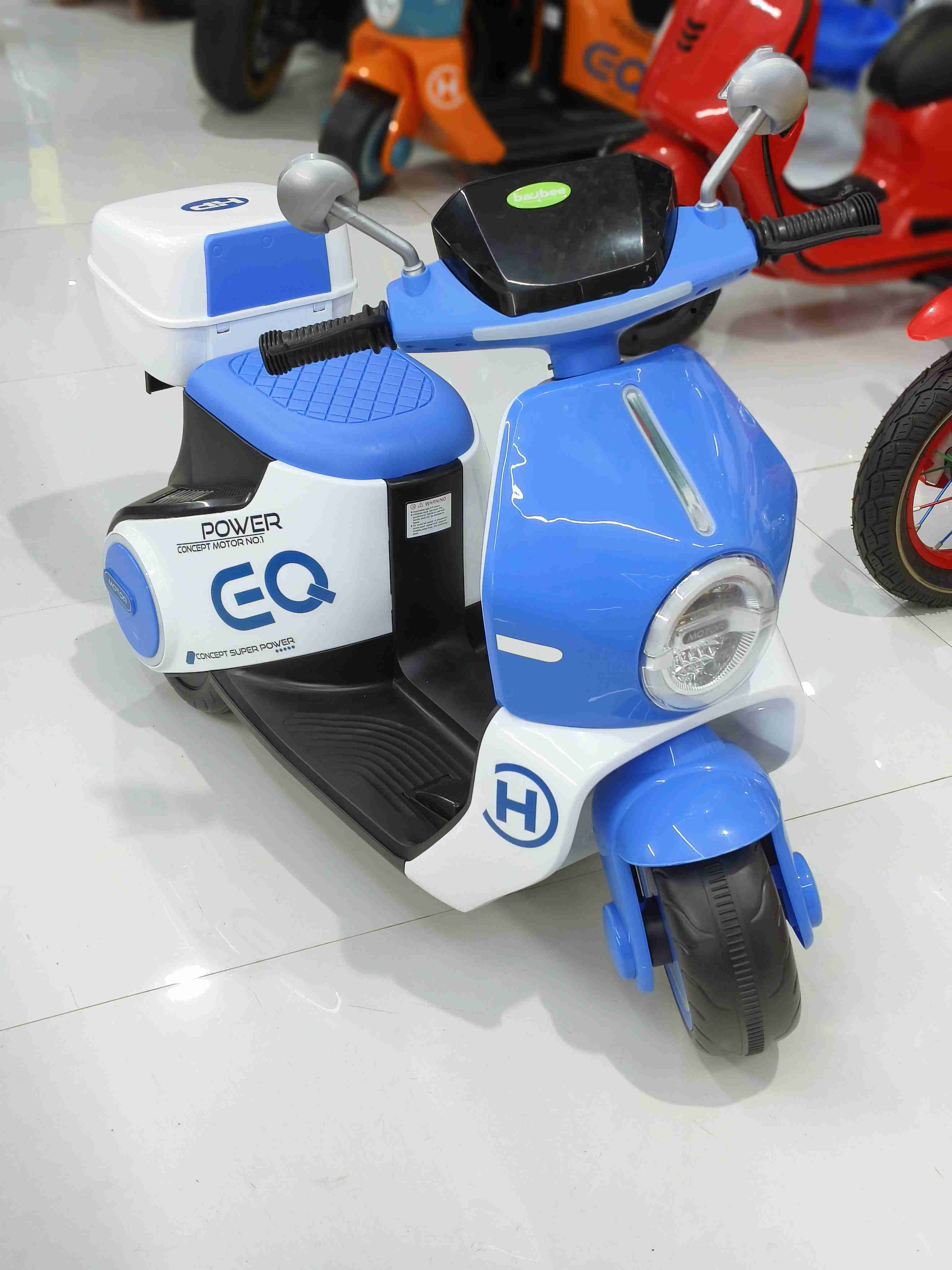 BAYBEE EQ Scooter Ride on