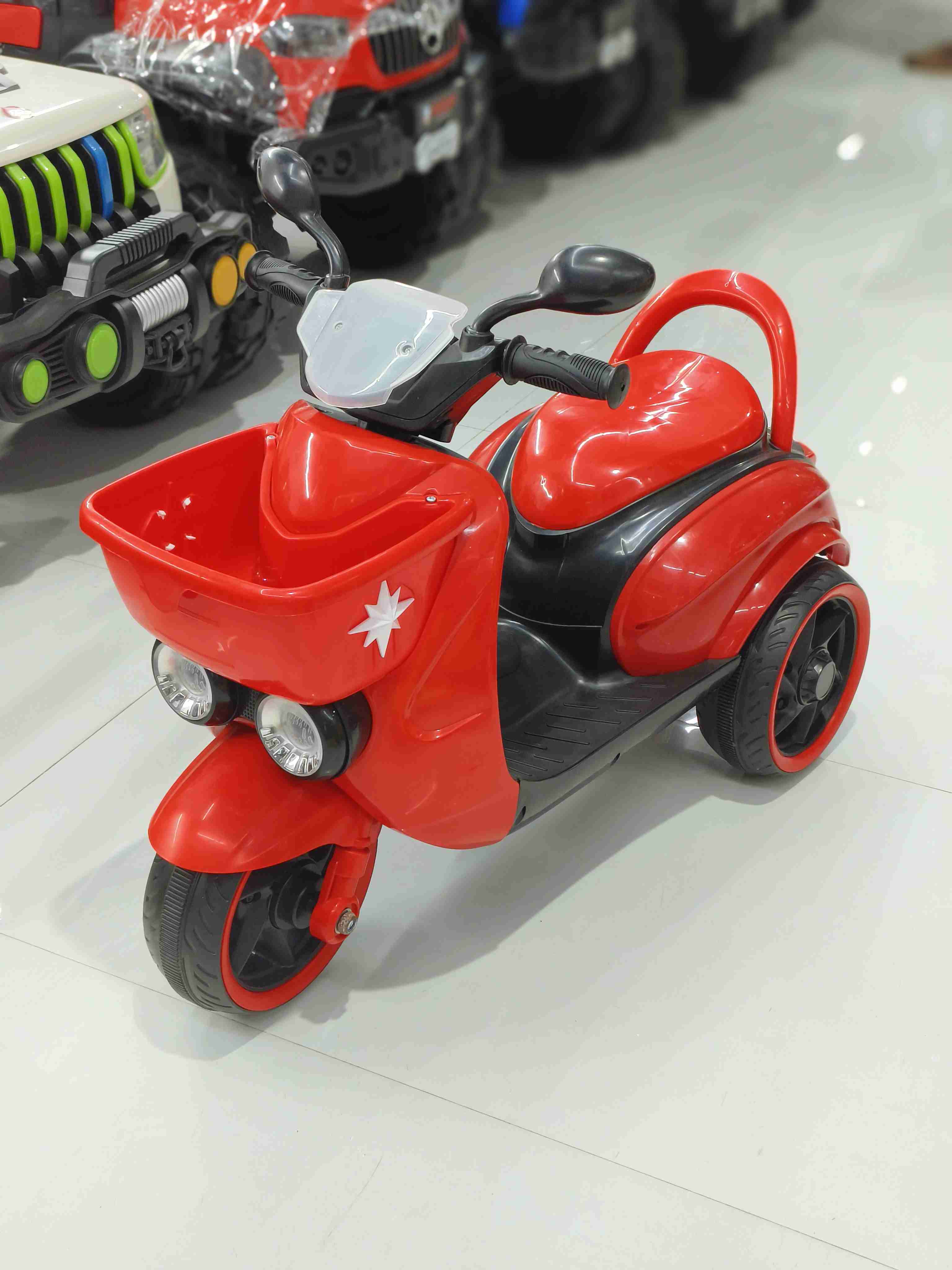 Kutty Scooter