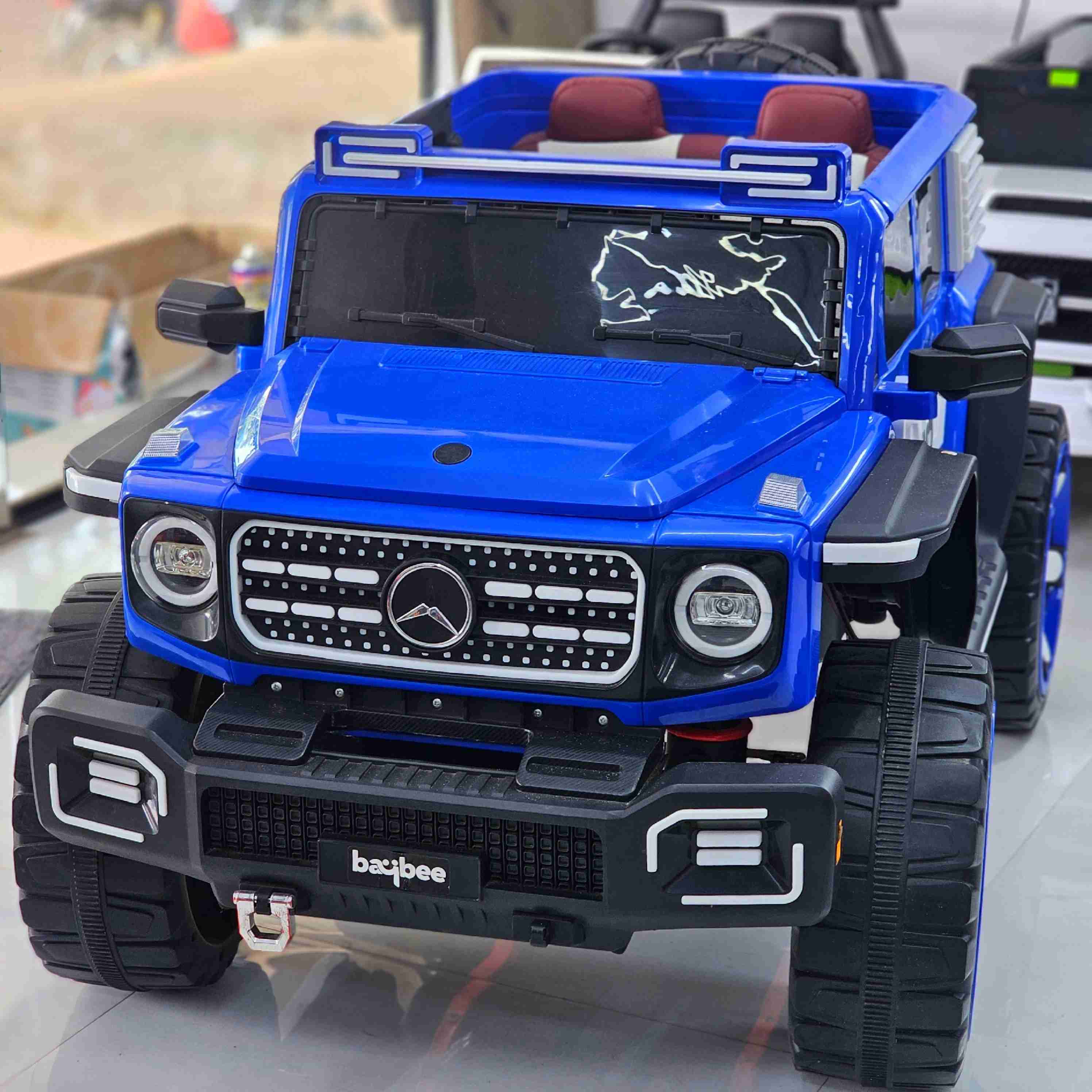 BENZ SUV BIG